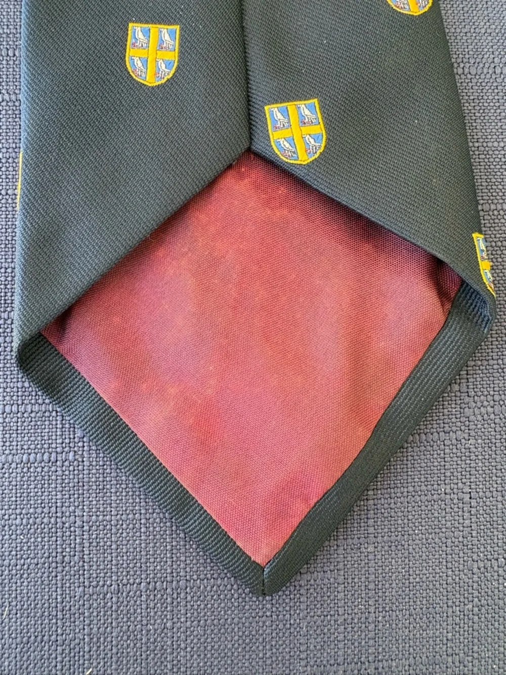 Vintage Browns of Bermuda Crest Tie • Navy Club Preppy • Made in Great Britain